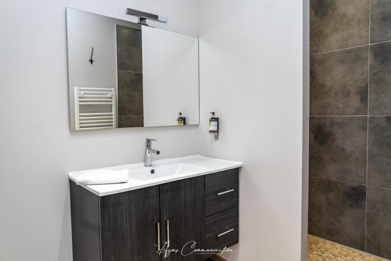 Logis Du Champ De Mars Hotel Puy-Saint-Martin Luaran gambar
