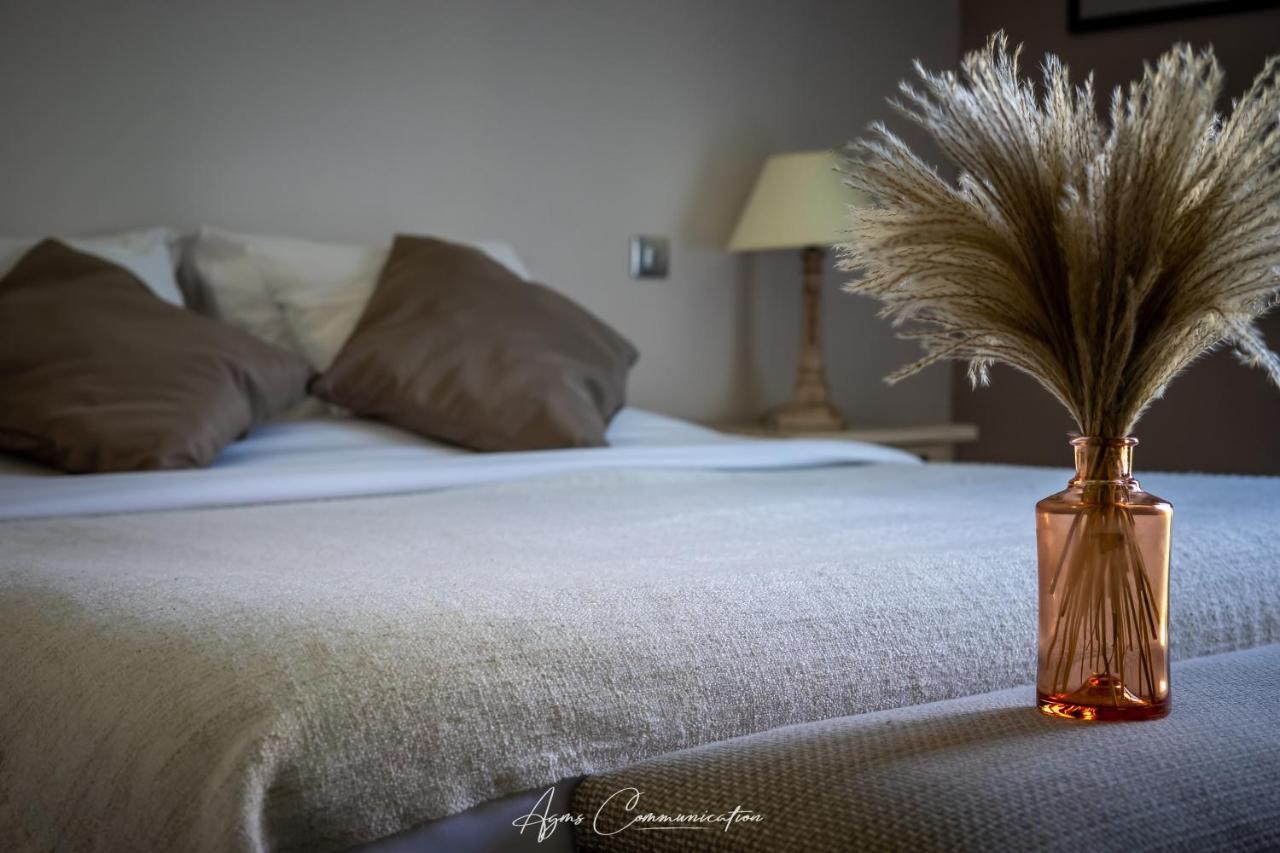 Logis Du Champ De Mars Hotel Puy-Saint-Martin Luaran gambar