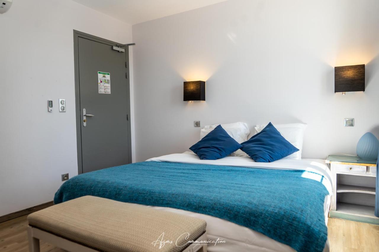 Logis Du Champ De Mars Hotel Puy-Saint-Martin Luaran gambar