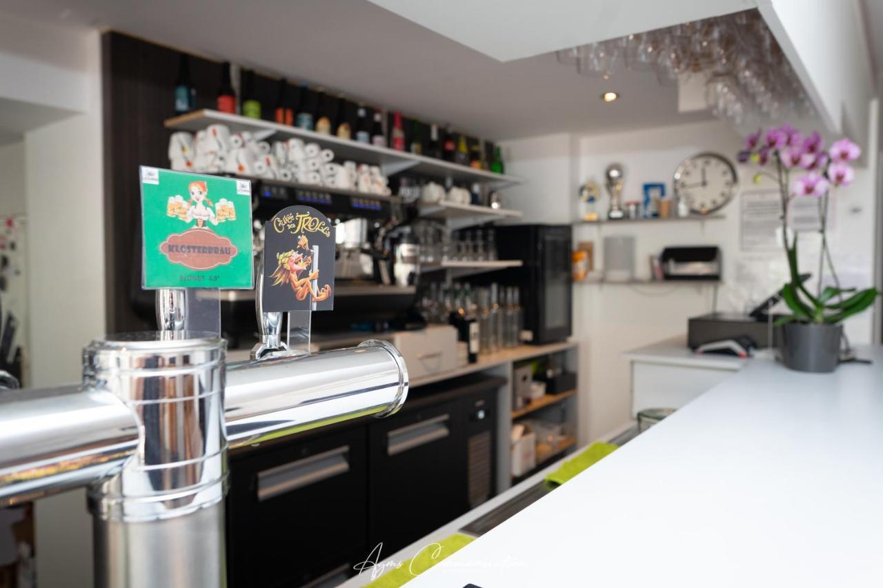 Logis Du Champ De Mars Hotel Puy-Saint-Martin Luaran gambar